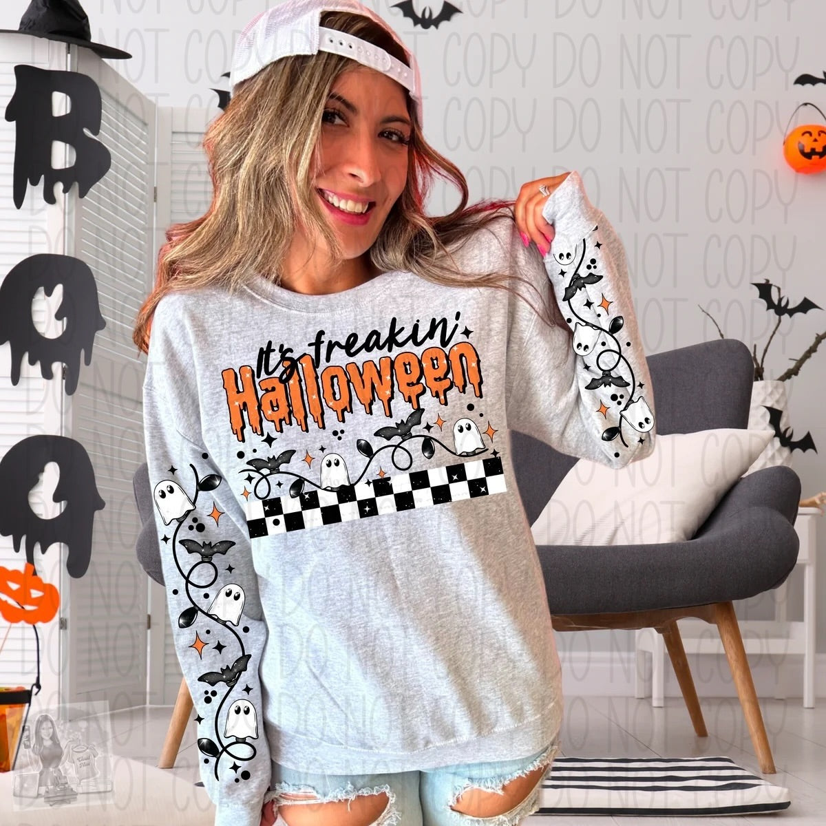 It's freaking halloween sweatshirt